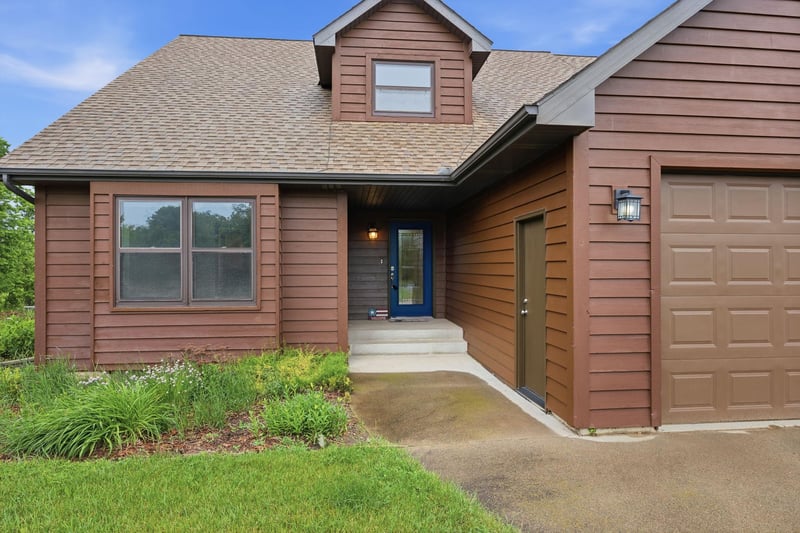 20252 728th Ave, Dassel, MN 55325