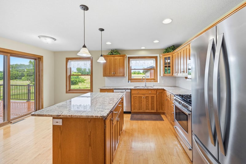 20252 728th Ave, Dassel, MN 55325