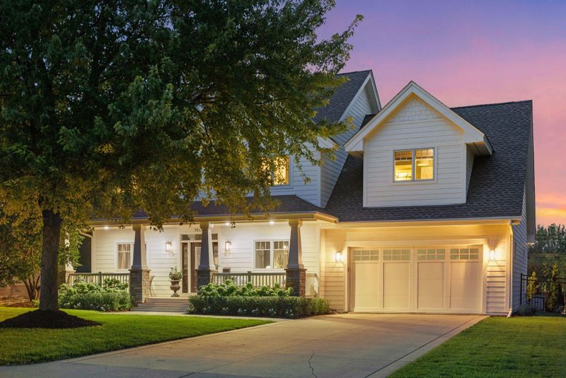 5613 Sherwood Ave, Edina, MN 55424