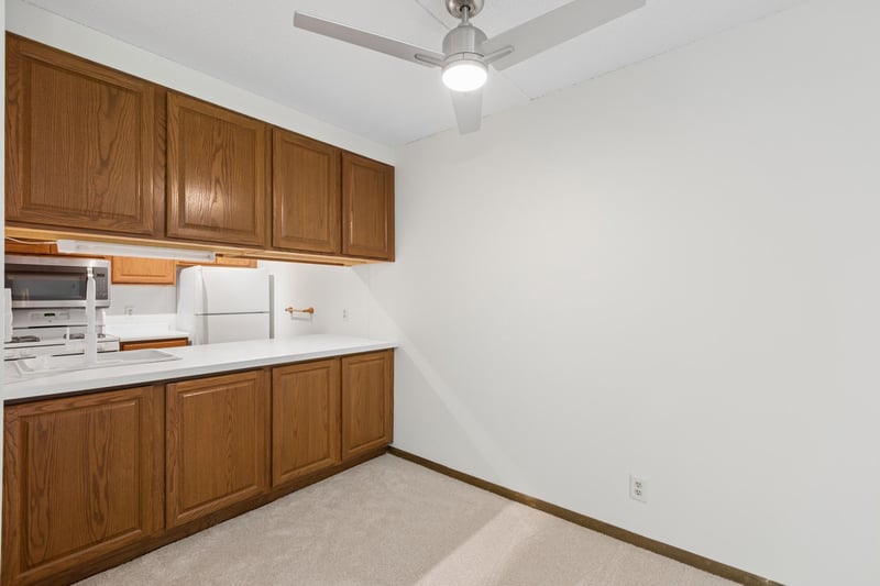 6650 Vernon Ave S #409, Edina, MN 55436