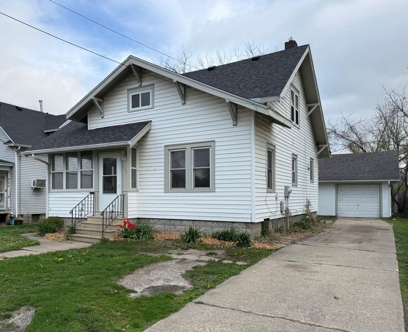 805 6th Ave SE, Austin, MN 55912