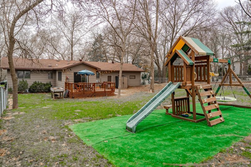 812 8th St NE, Little Falls, MN 56345