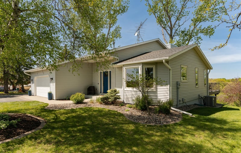 2141 Silver Creek Ct NE, Rochester, MN 55906
