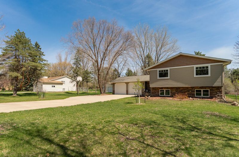 2672 Daybreak Ct SE, Rochester, MN 55904