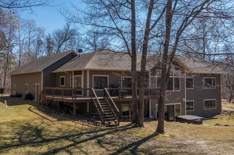 5044 Mary Allen Ln, Brainerd, MN 56401
