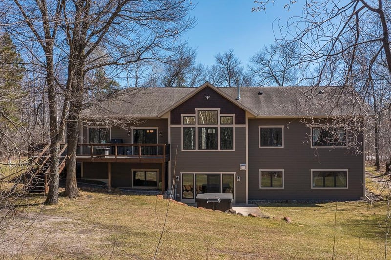 5044 Mary Allen Ln, Brainerd, MN 56401