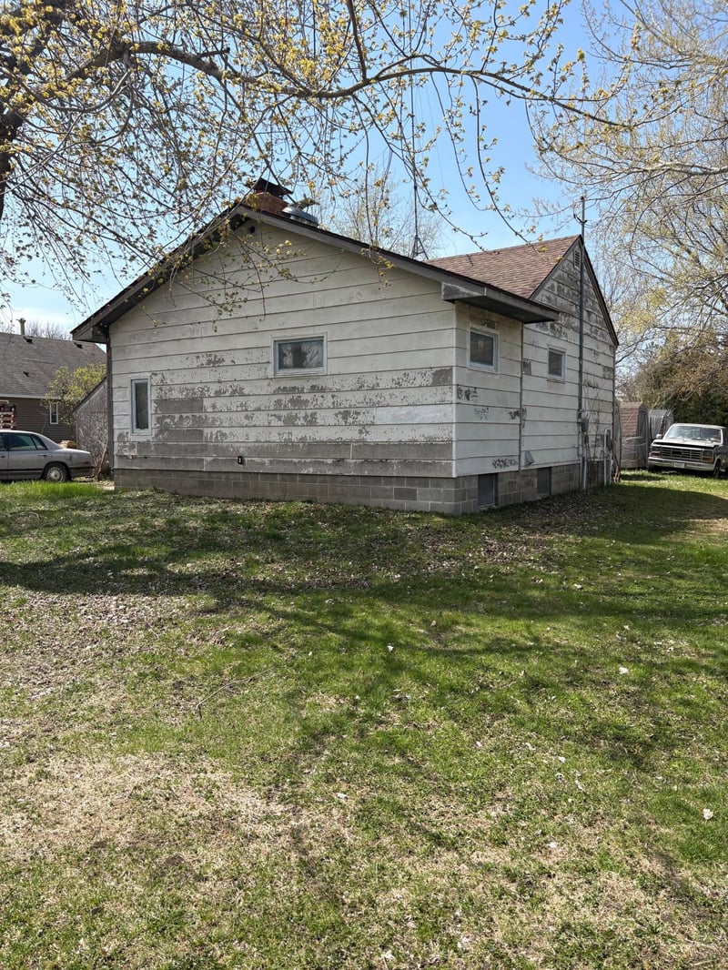 23478 Farwell Ave, Warsaw, MN 55087