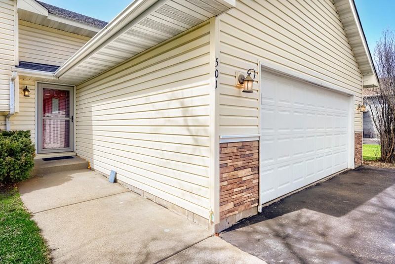 501 Underwood Ln NW, Saint Michael, MN 55376