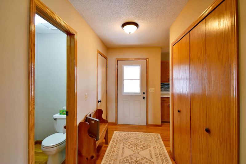 103 Kenneth Ln, Monticello, MN 55362