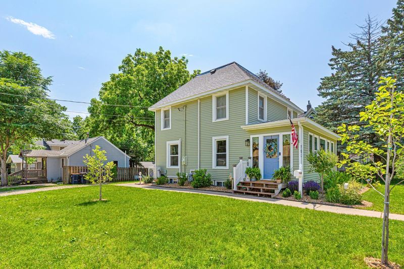 701 3rd St W, Northfield, MN 55057