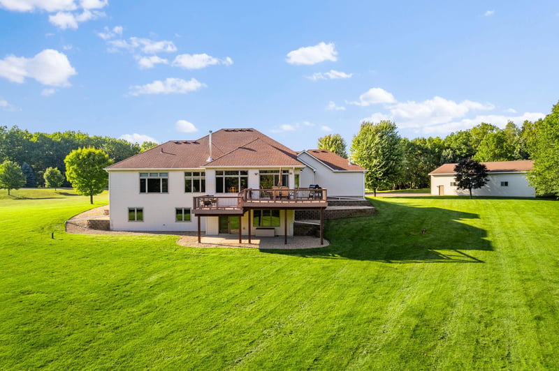 39541 Eastwood Ave, North Branch, MN 55056