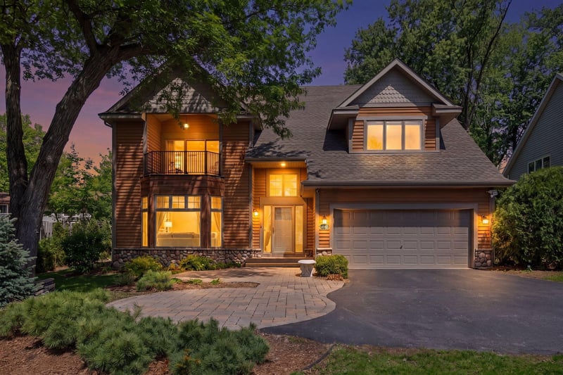 4660 Island View Dr, Mound, MN 55364