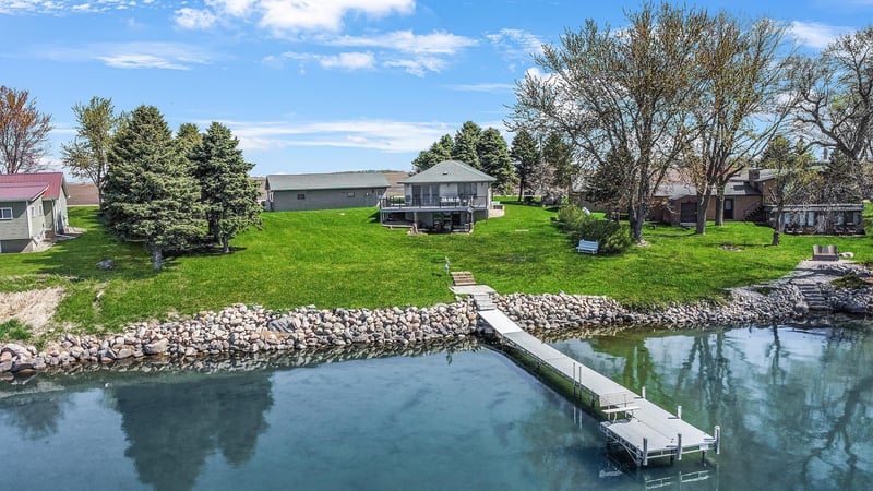 46 N Shore Dr, Garvin, MN 56132
