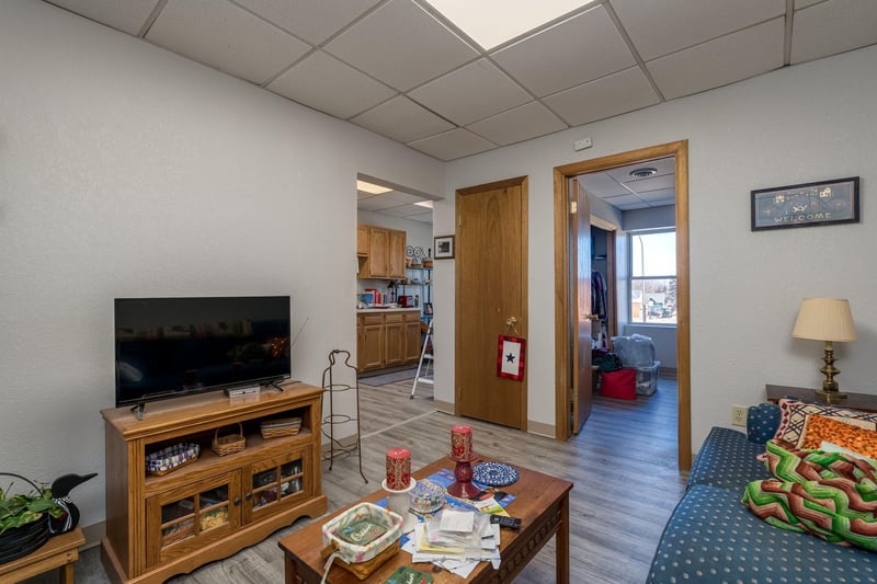 138 N Main St, Janesville, MN 56048
