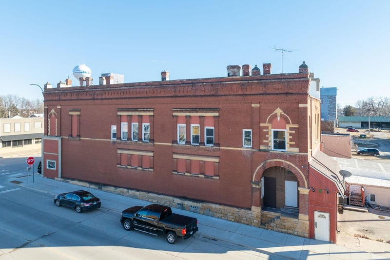 138 N Main St, Janesville, MN 56048