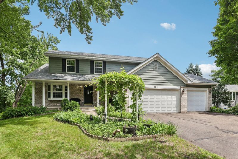 161 7th St S, Bayport, MN 55003