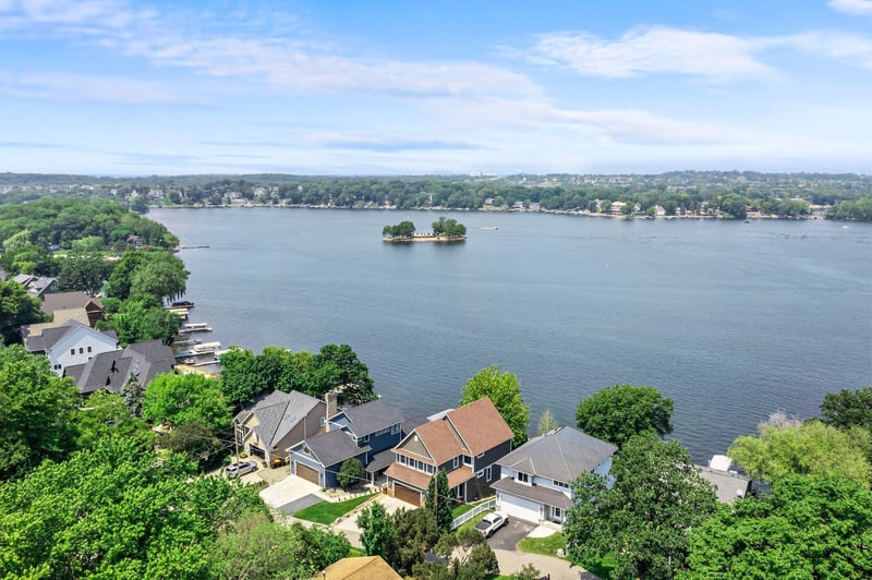 3868 Green Heights Trl SW, Prior Lake, MN 55372