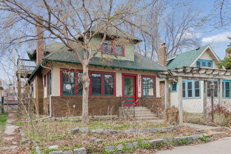 3844 Garfield Ave, Minneapolis, MN 55409