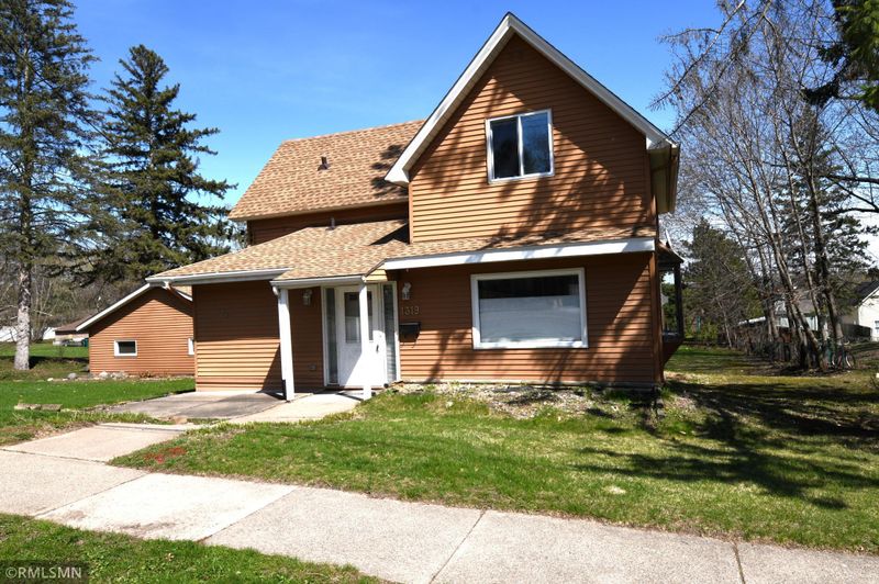 1319 2nd St N, Stillwater, MN 55082