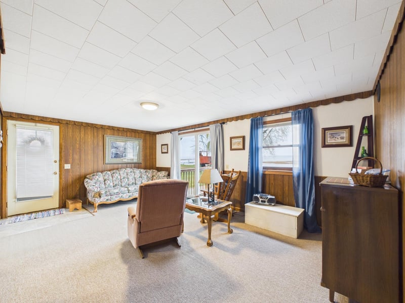 27113 Bass Beach Rd, Starbuck, MN 56381