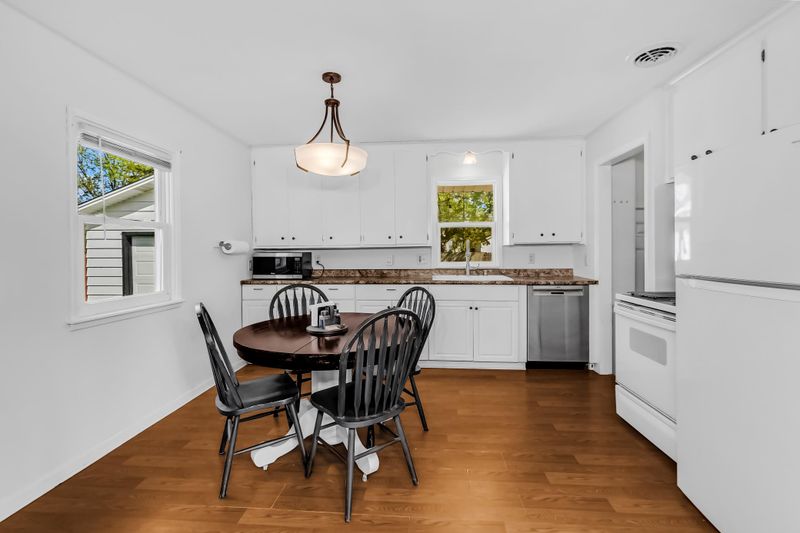 8647 Hyde Ave S, Cottage Grove, MN 55016