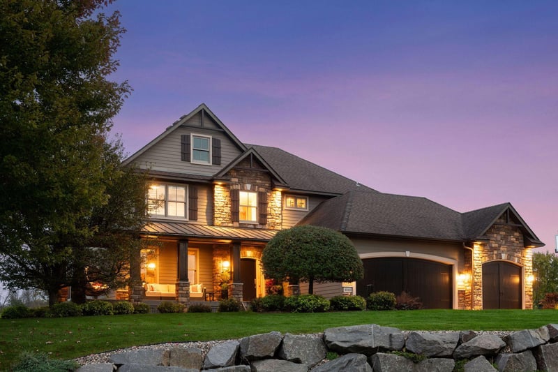 1010 Drake Ct, Independence, MN 55359