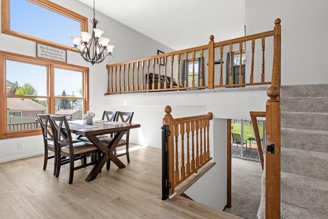 15020 Rushmore Crescent, Burnsville, MN 55306