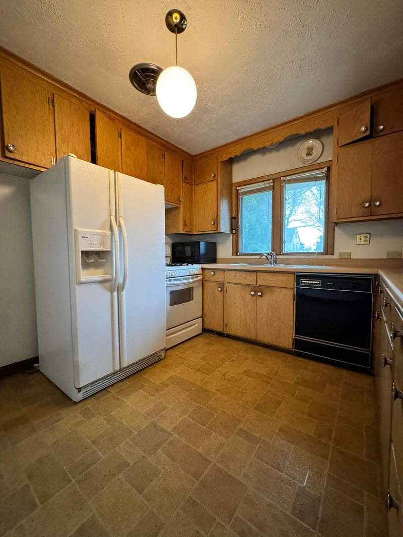 6420 Newton Ave S, Richfield, MN 55423