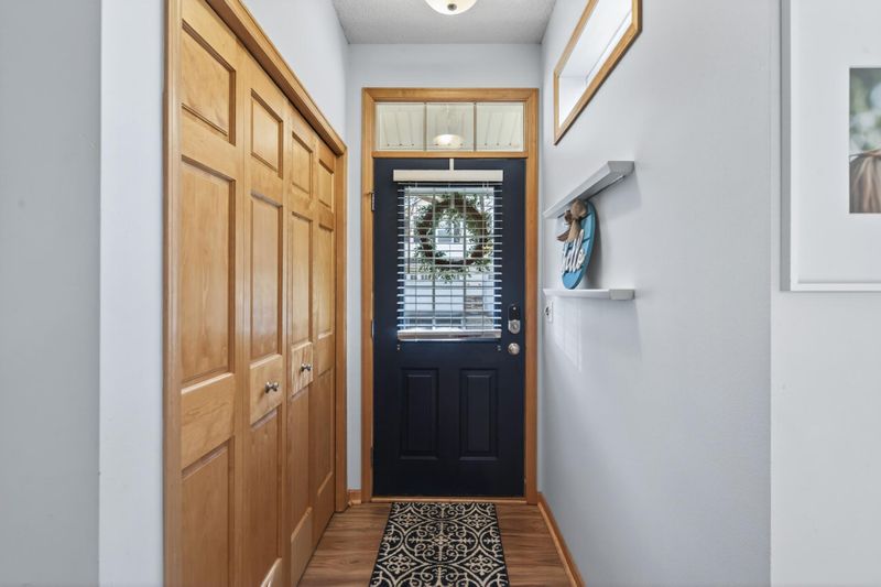 354 W 84th St, Bloomington, MN 55420