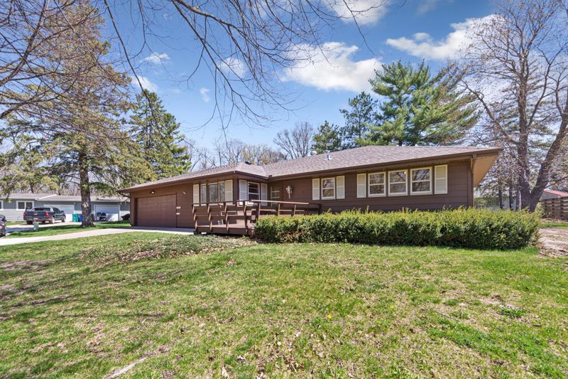 1051 Anderson Pl, Owatonna, MN 55060