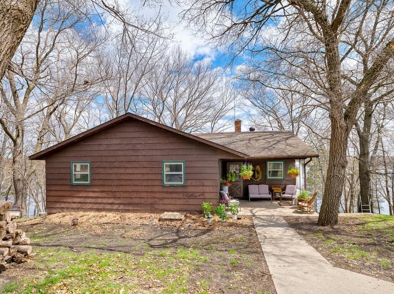 29128 King Rd, Browerville, MN 56438