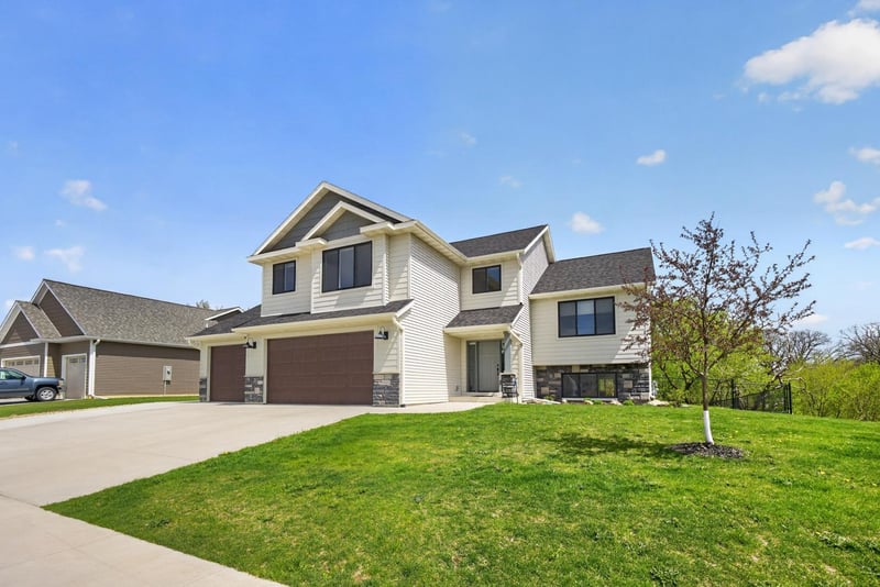 1500 14th Ave NE, Kasson, MN 55944