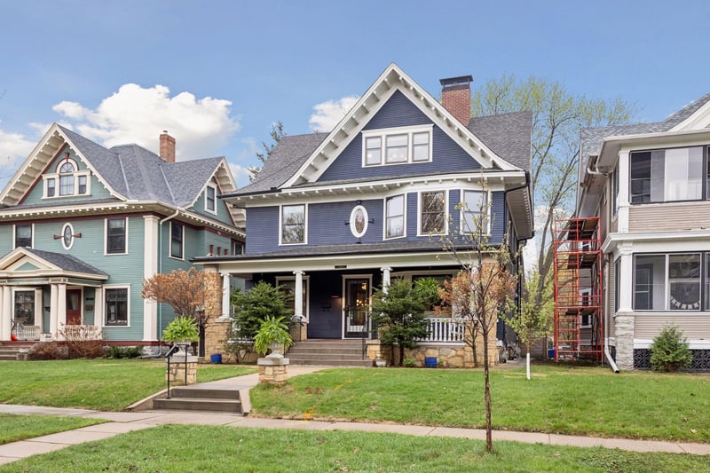 1026 Portland Ave, Saint Paul, MN 55104