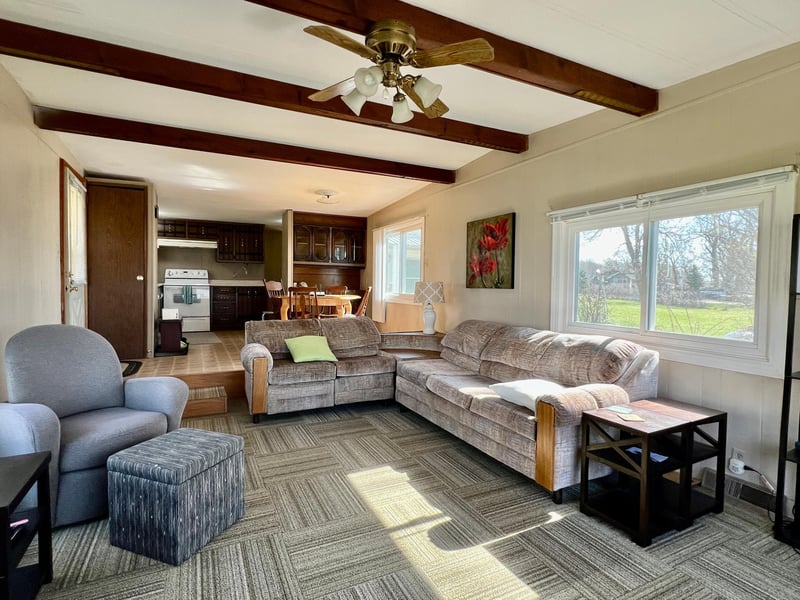 33798 Shady Oak Dr, Clinton, MN 56225