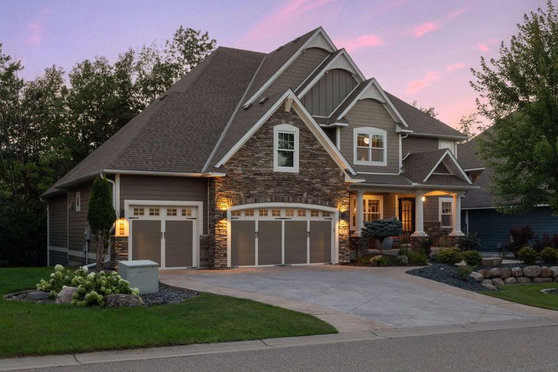 5295 Ranchview Ln N, Plymouth, MN 55446