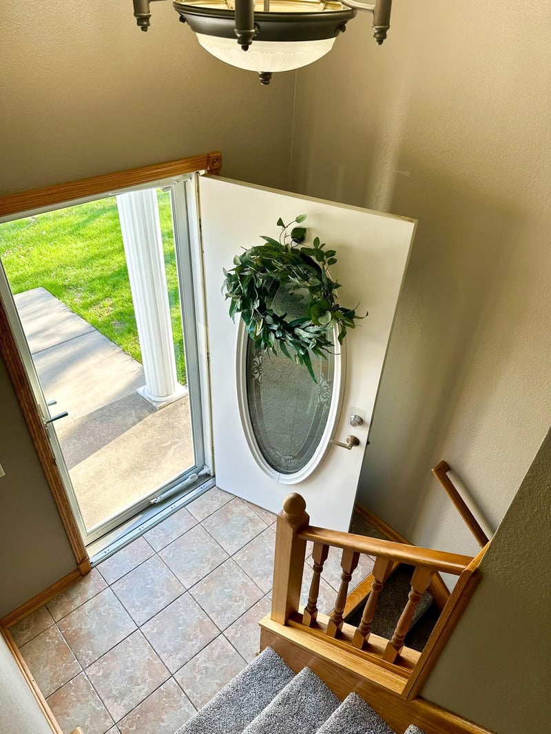 504 W North St, Janesville, MN 56048