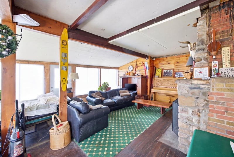 1250 E Shore Dr, Detroit Lakes, MN 56501