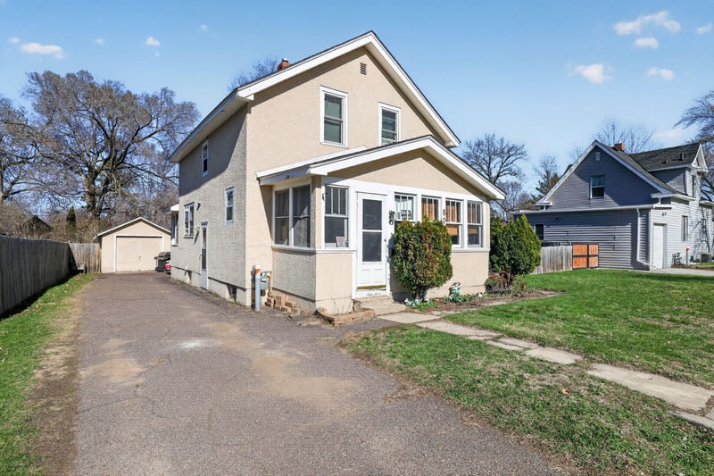 808 11th Ave N, Saint Cloud, MN 56303