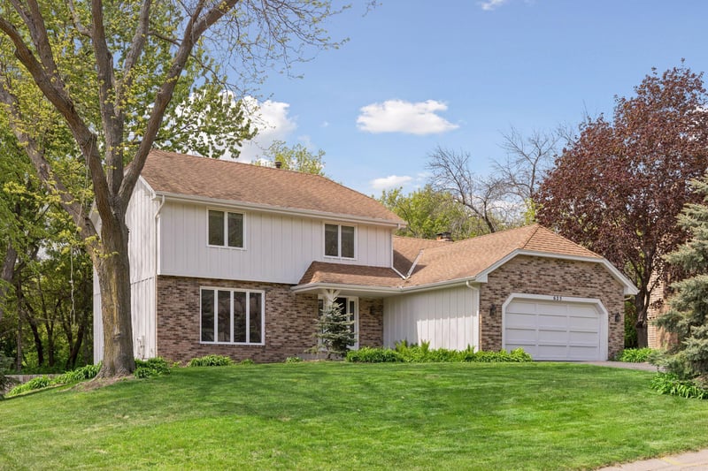 625 Alvarado Ln N, Plymouth, MN 55447