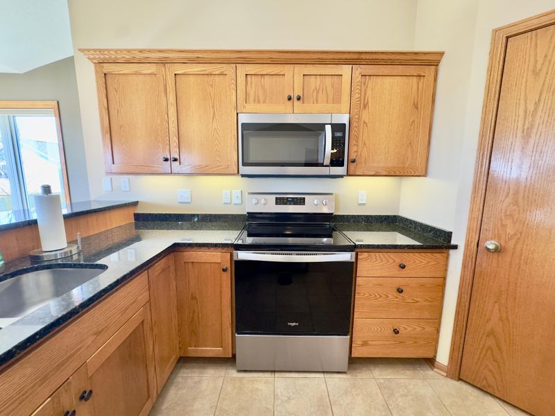 4358 Somersby Ln NW, Rochester, MN 55901