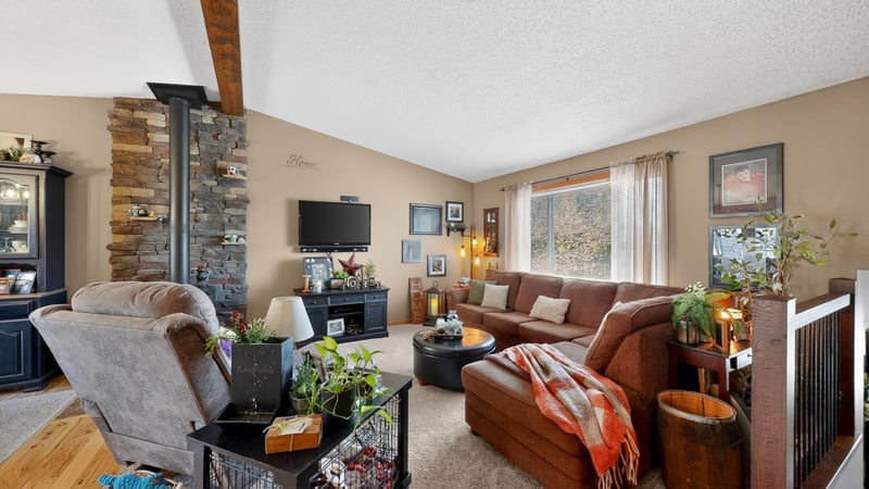 105 Westside Ln, Fountain, MN 55935