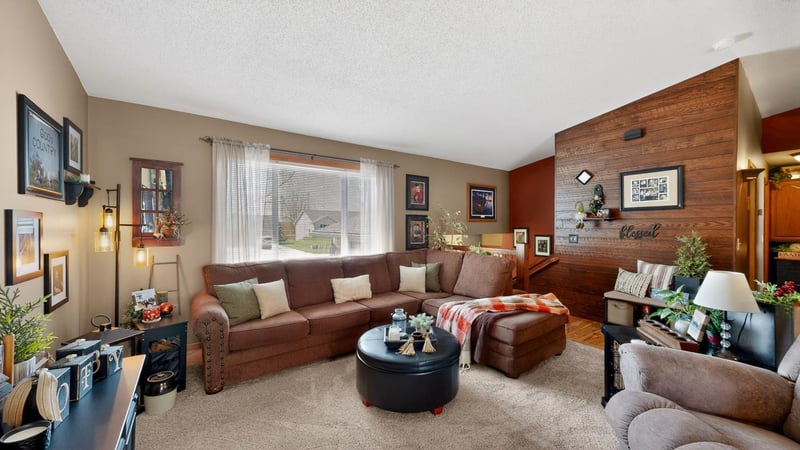 105 Westside Ln, Fountain, MN 55935