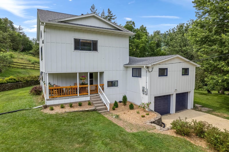 36415 Homer Valley Ln, Winona, MN 55987