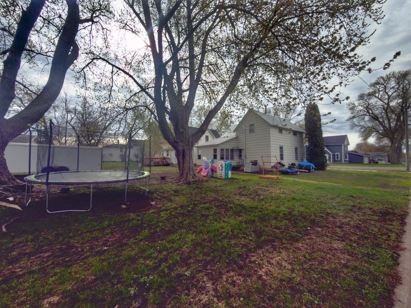 391 W Franklin St, Wells, MN 56097