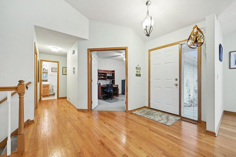 14602 Beverley Ln, Savage, MN 55378