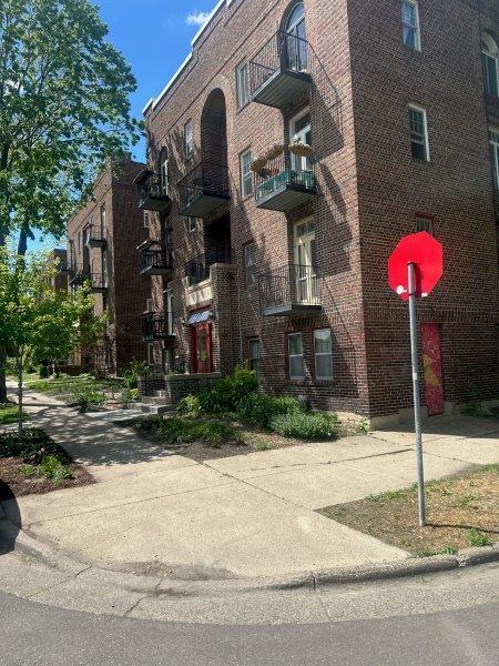 1220 Powderhorn Ter #33, Minneapolis, MN 55407