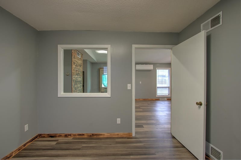 111 4th Ave S, Pease, MN 55371