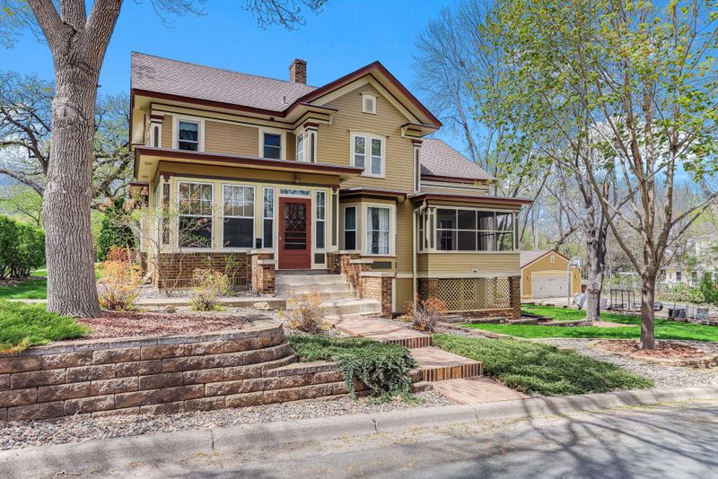 200 7th St W, Hastings, MN 55033