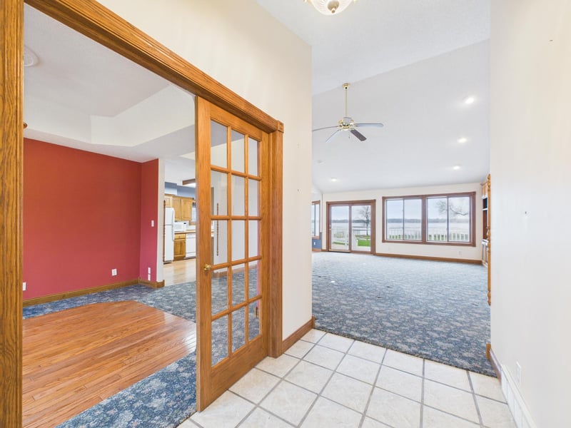 412 E 1st St, Starbuck, MN 56381
