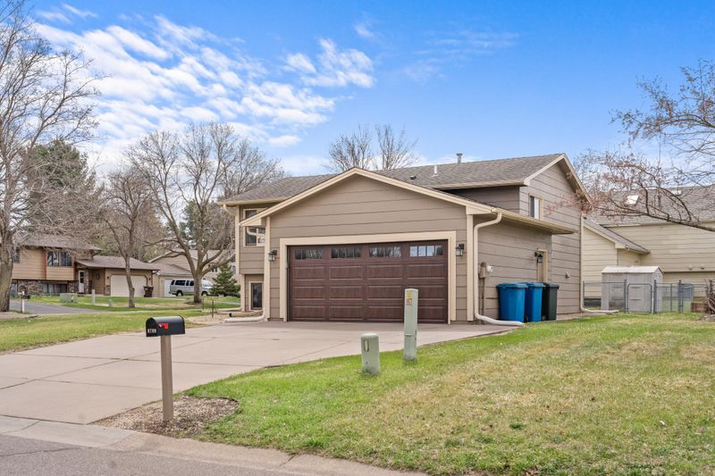6709 110th Ave N, Champlin, MN 55316